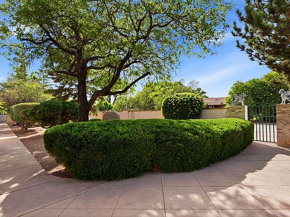 3rd image of 10020 Loretta Dr NW