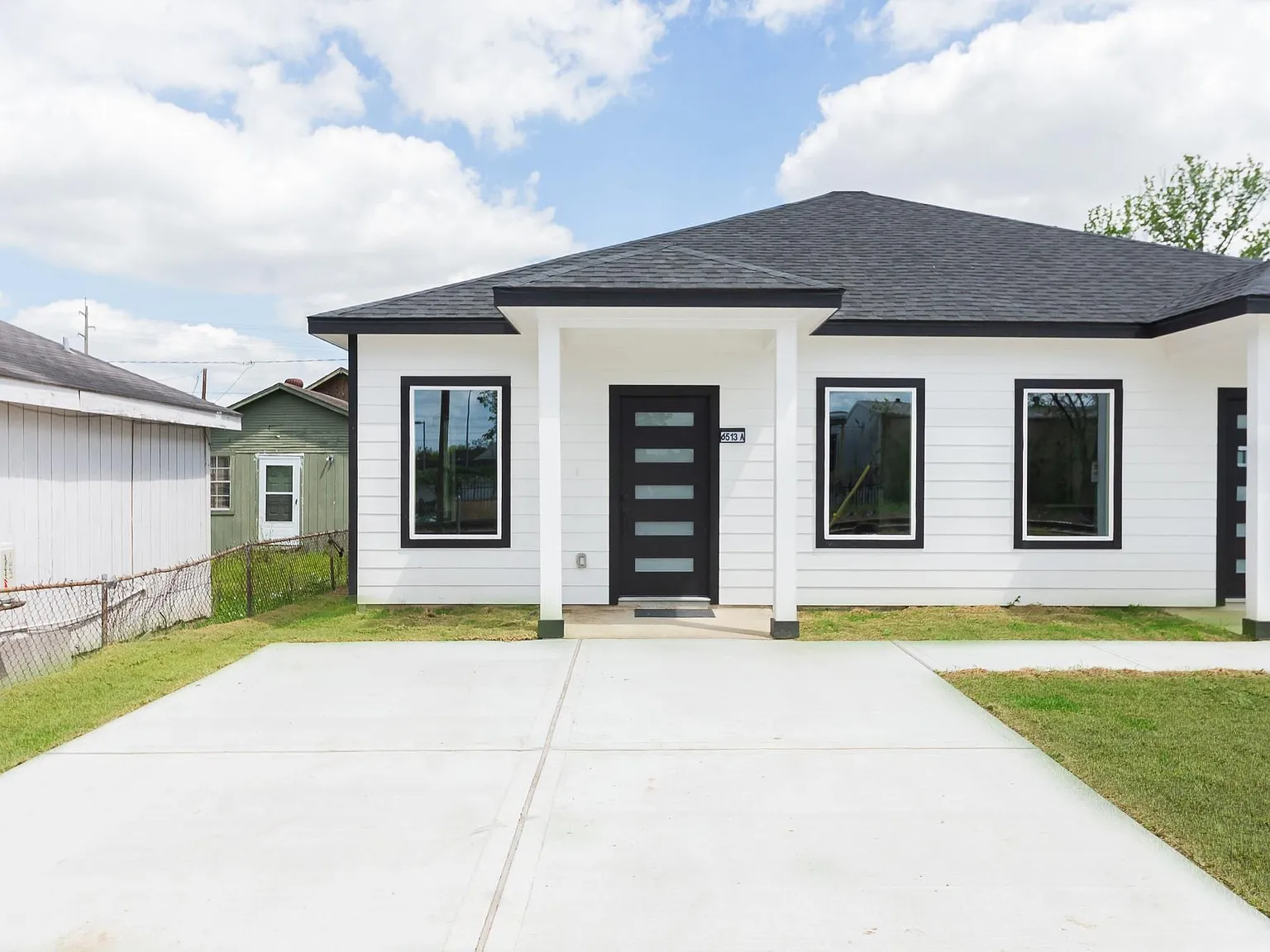 2 bed, 1.0 bath, $1,350 — Photo 1