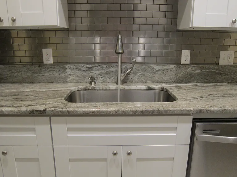 3925 W Bay View Ave — Photo 9