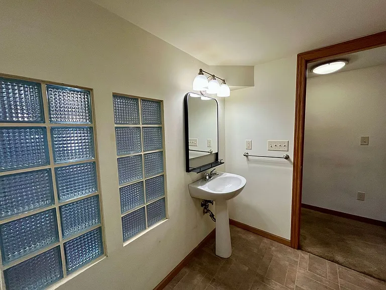 2093 Creek Rd — Photo 12