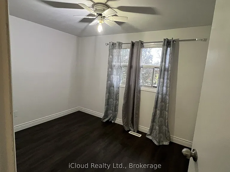 30 Salisbury Cir — Photo 14