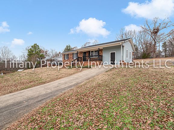2nd image of 2100 Green Oak Dr