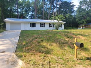 126 Hillside Dr, Ozark, AL 36360