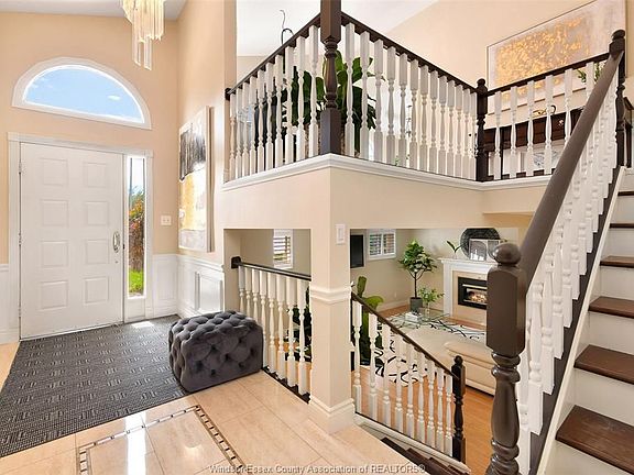 4th image of 1403 Sugarwood Cres