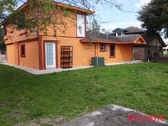 3rd image of 2611 S Fabian St