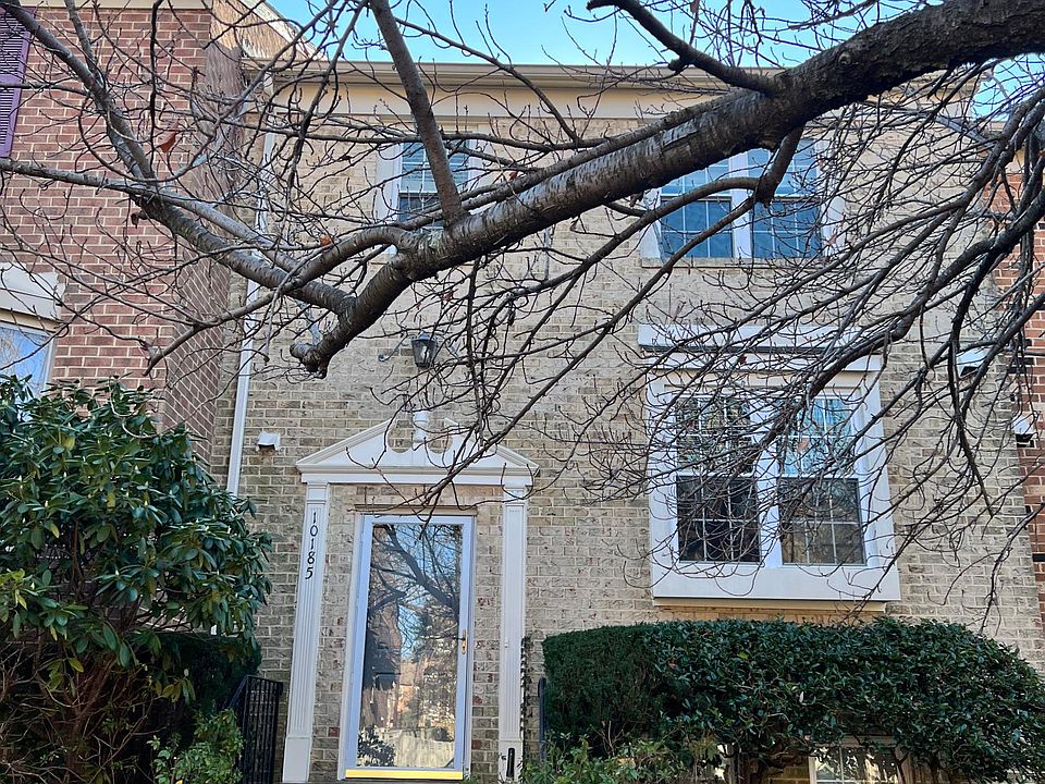 1st image of 10185 Valentino Dr