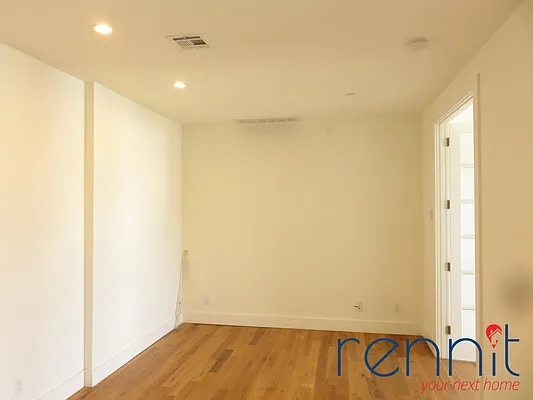 Rented by Rennit Inc. | media 37