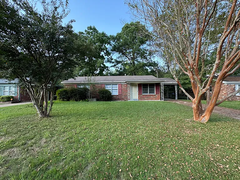3345 Loch Haven Rd — Photo 1