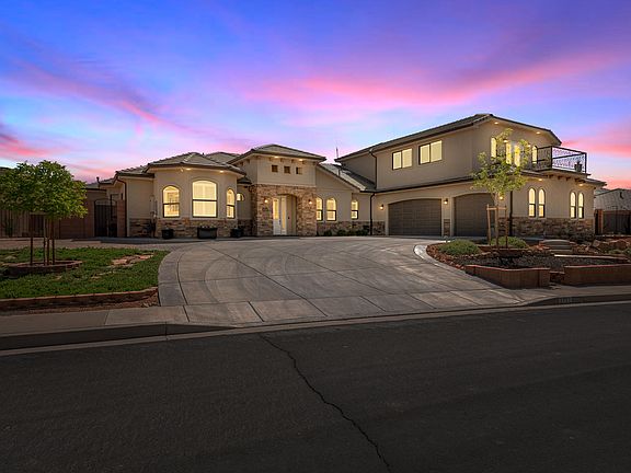 2nd image of 2927 S Majestic Court Dr
