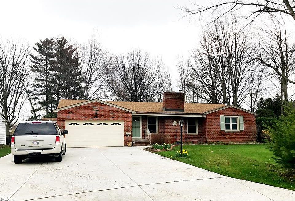 1st image of 135 Forest Hill Dr