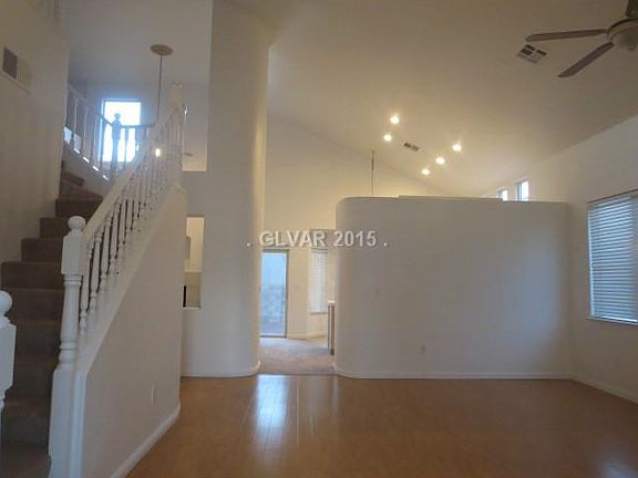 5th image of 8941 Crooked Ct