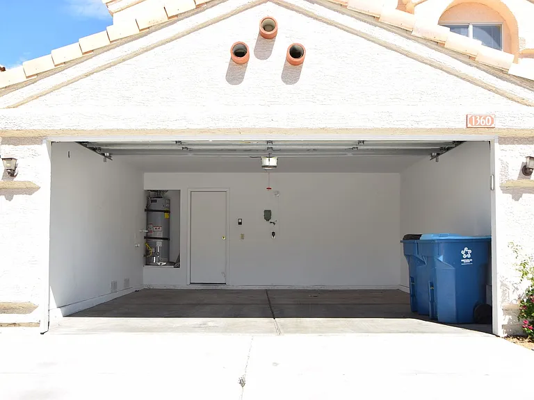 1360 Pacific Terrace Dr — Photo 44