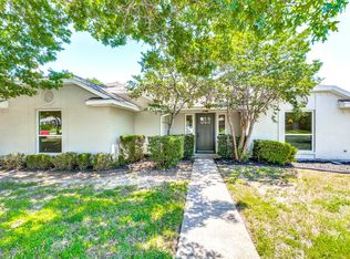 5406 Oakmont Ln, Garland, TX 75043