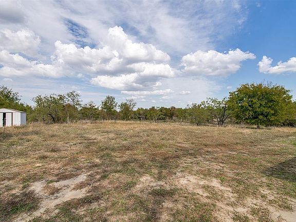 2nd image of 3928 County Road 2596