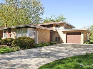 226 Fernwood Ln, Glenview, IL