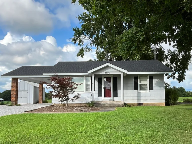 2496 Old Scottsville Rd — Photo 1