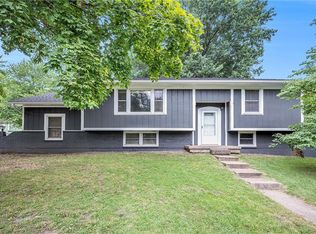 508 Mary St, Richmond, MO 64085