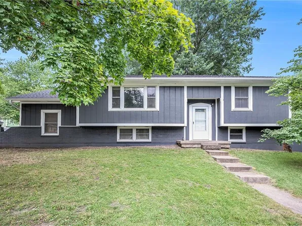 508 Mary St, Richmond, MO 64085