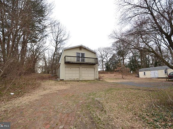 2nd image of 515 Brightview Dr
