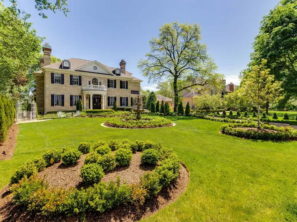 745 Wilson Ln, Hinsdale, IL 60521