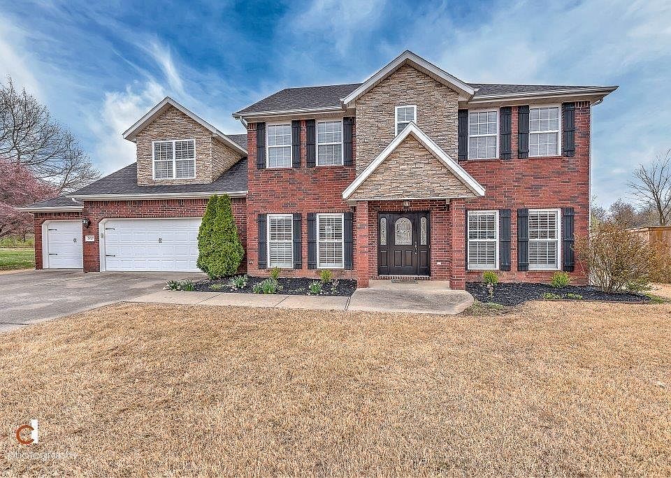 1st image of 5727 S Berry Farm Dr