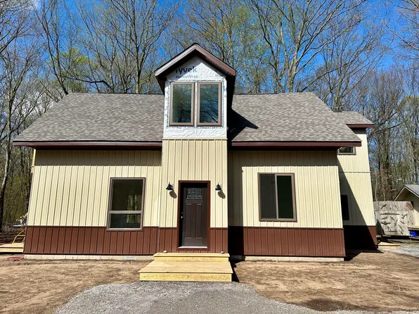 1878 Kent Rd, Rothbury, MI 49452