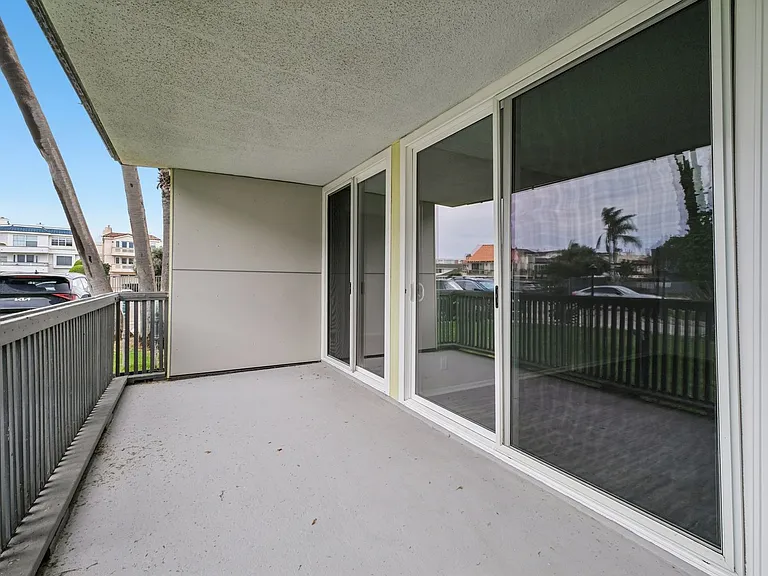 4200 Harbor Blvd — Photo 46