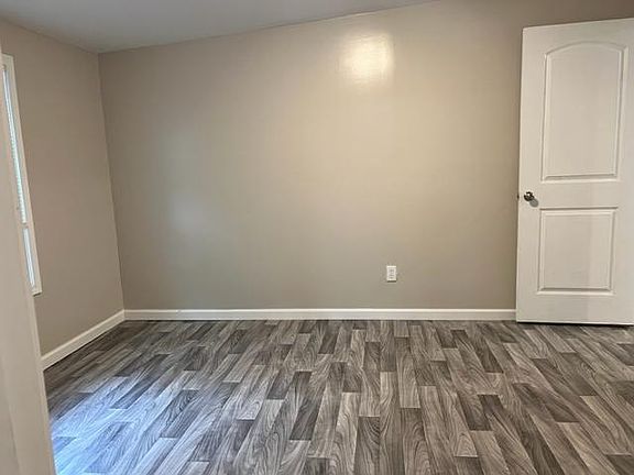 2nd image of 415 Americana St