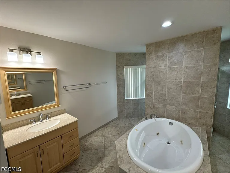 4914 7th St W — Photo 21