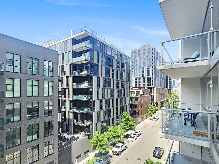 125 S Green St #509A — Photo 13