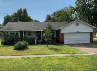 122 E Commercial St, Inola, OK 74036