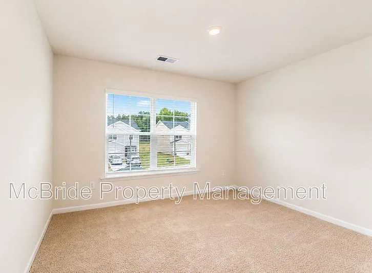 1018 Aldrich St — Photo 17