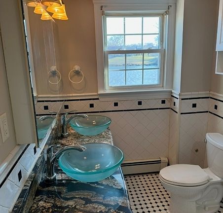 5th image of 45 Lakeside Dr N