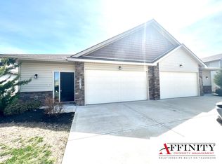 12347 Fox Creek Dr, Platte City, MO 64079
