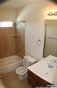 8027 Sheppard Knl — Photo 8