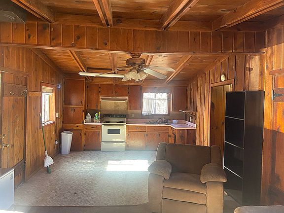 3rd image of 590 W Yavapai Ln