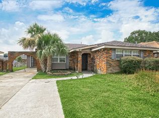 8032 Driftwood Dr, New Orleans, LA 70126