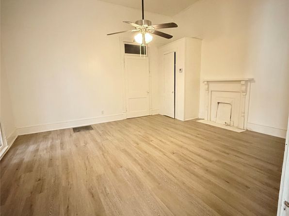 900 W Tuskeena St APT 2