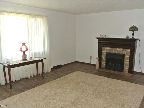 3rd image of 5401 Frances Dr