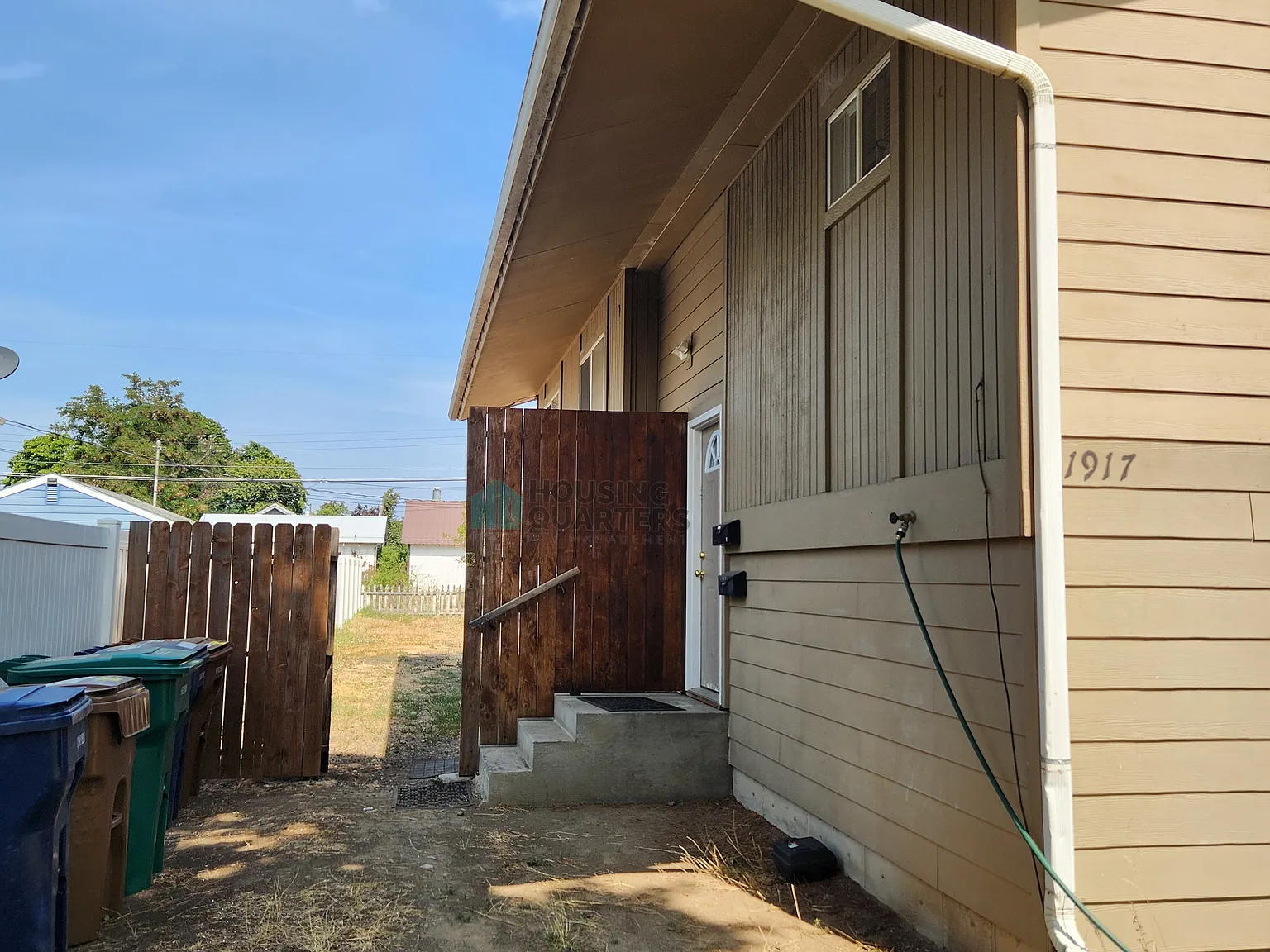 2 bed, 950 sqft, $1,250 — Photo 1