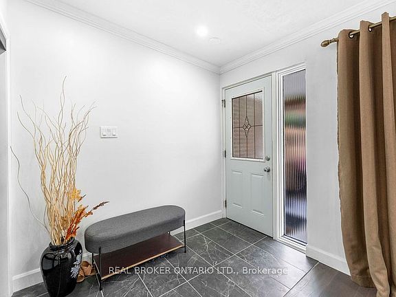 5th image of 1412 Seaview Dr