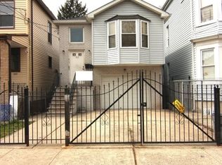 162 N 9th St, Newark, NJ 07107