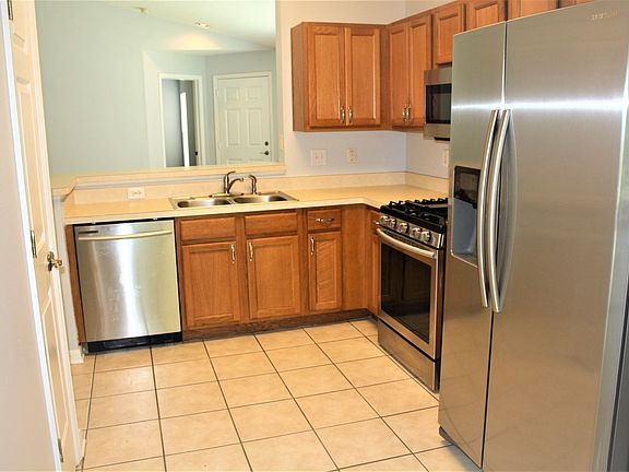 5th image of 6130 Skylarkcrest Dr