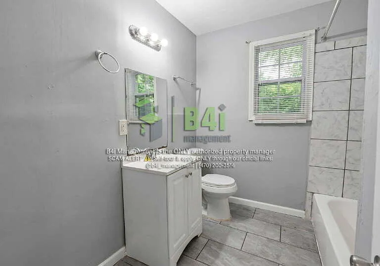 324 Macedonia Rd SE — Photo 14