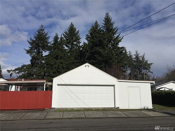 5th image of 4711 75th Pl NE