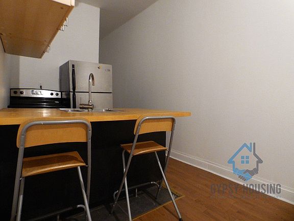 2nd image of 290 Troutman St APT 2L