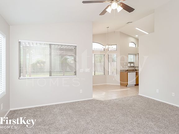 5th image of 557 E Jeanne Ln