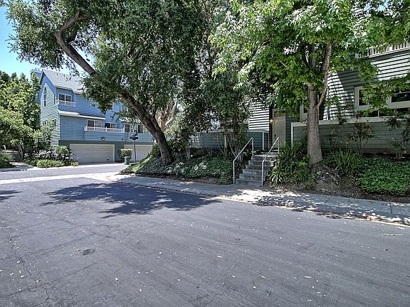 2nd image of 782 Halevy St