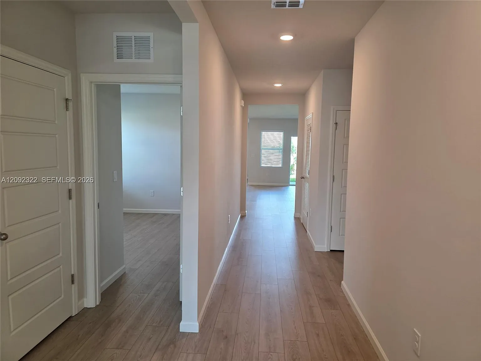 Sebastian Highlands Unit — Photo 4