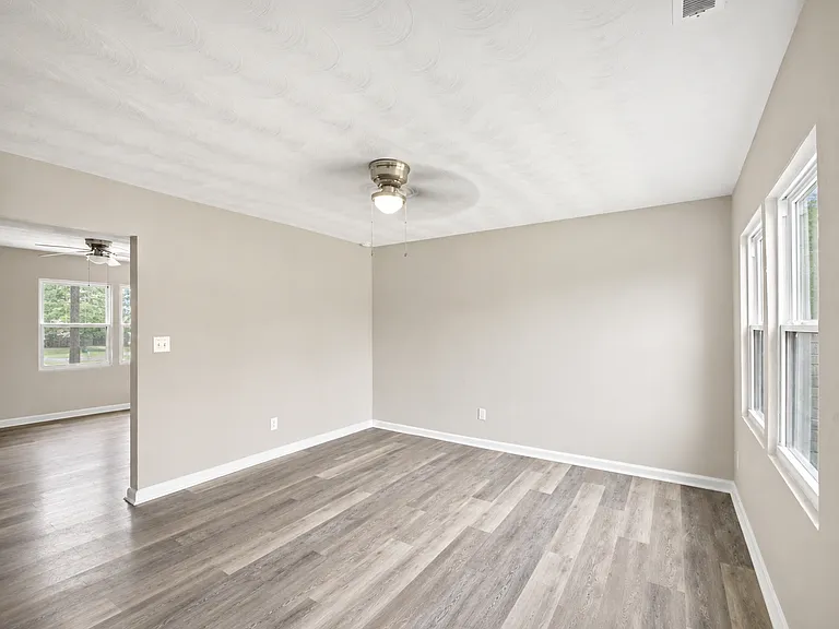 4021 Sloop Trl — Photo 3